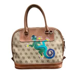 VTG Dooney &Bourke Purse Women’s One Size Leather/Canvas Artwork By Local Artist